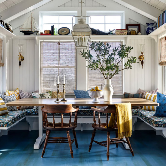 Ένα παραθαλάσσιο σπίτι στη Βόρεια Καρολίνα με διαχρονικό χαρακτήρα