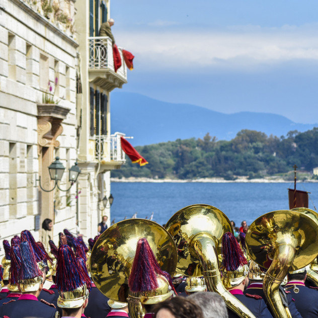 Τα πιο ιδιαίτερα πασχαλινά έθιμα ανά τη χώρα, από την ηπειρωτική Ελλάδα μέχρι τα νησιά