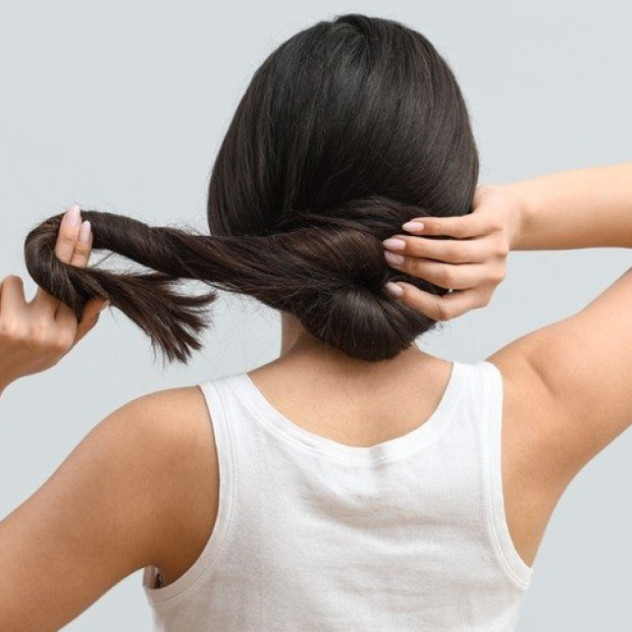 Χάνετε τα μαλλιά σας λόγω stress; Τι μπορείτε να κάνετε σε αυτή την περίπτωση