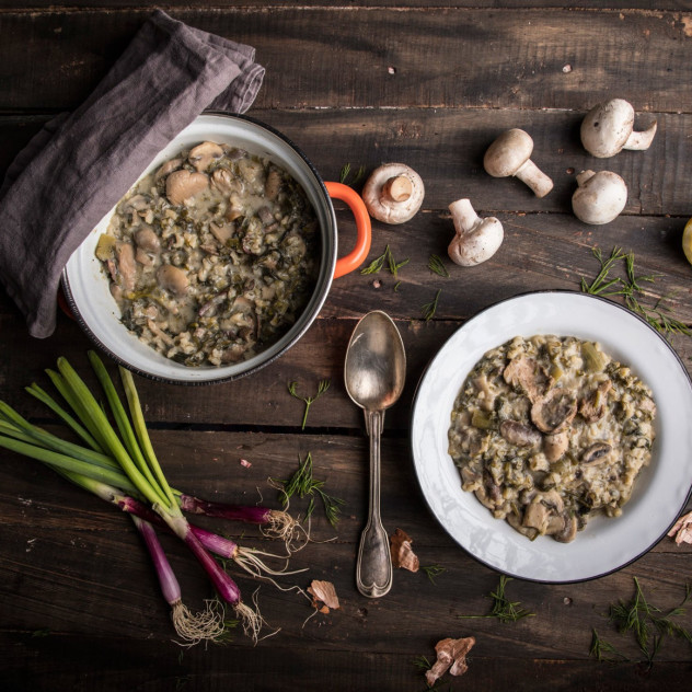 Οι 3+1 παραλλαγές της μαγειρίτσας που μπορείτε να δοκιμάσετε το φετινό Πάσχα