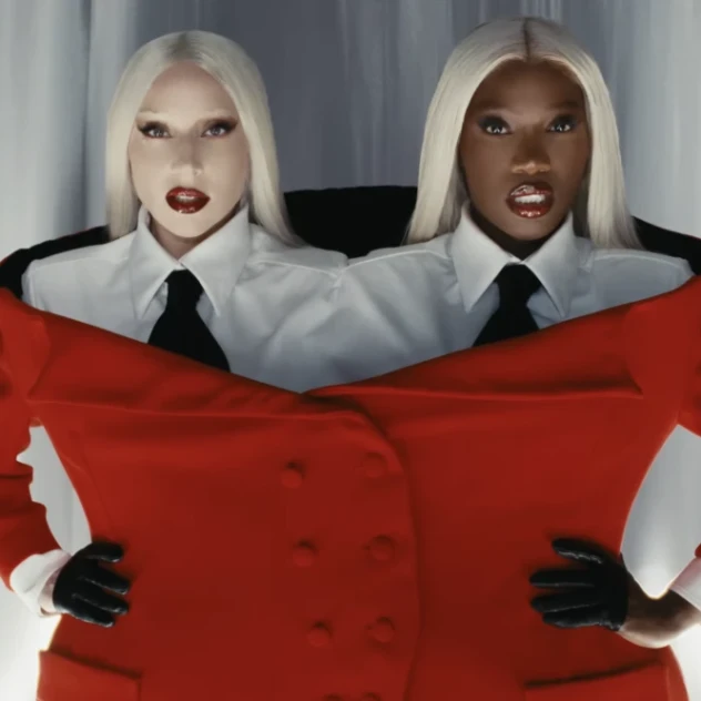 Η Lady Gaga και η Doechii μόλις κυκλοφόρησαν το πιο iconic video clip του 2026