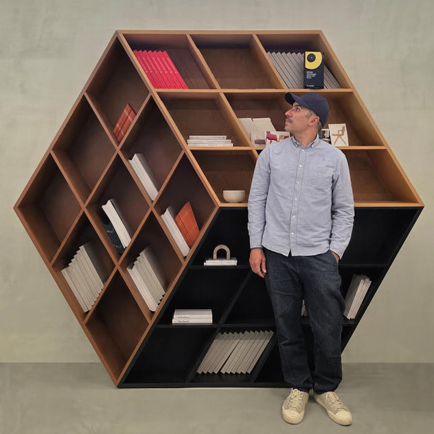 SKG Stories: Ο industrial designer Γιώργος Μπόσνας παρουσίασε τη δουλειά του στην πρωτεύουσα του σχεδιασμού, το Μιλάνο, και βάζει πλώρη για τα επόμενα βήματά του
