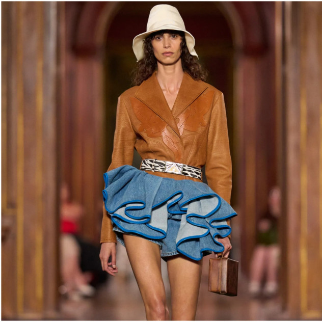 Louis Vuitton Cruise 2027: Ο Nicolas Ghesquière μετέτρεψε τη μόδα σε καλλιτεχνική δήλωση