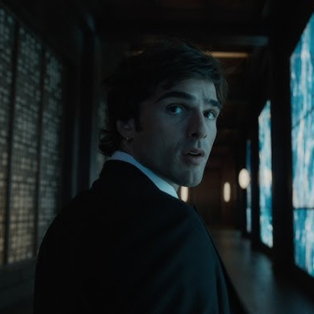 Ο Jacob Elordi πρωταγωνιστεί στη νέα καμπάνια της Chanel