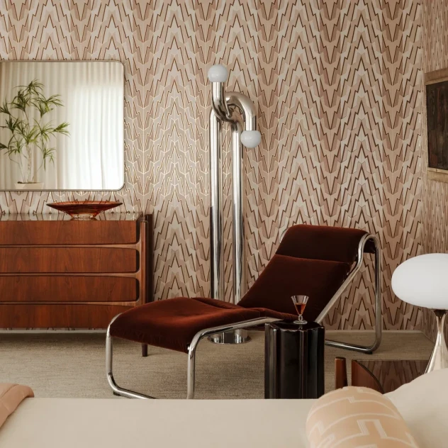 Μια mid-century κατοικία στο Palm Springs με αναφορές από το 1970 και funky στοιχεία