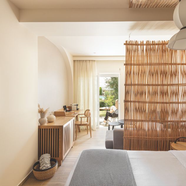 Ένα οικογενειακό resort σε μια από τις πιο μαγικές ακτές της Σιθωνίας μετατρέπεται στο απόλυτο καλοκαιρινό καταφύγιο