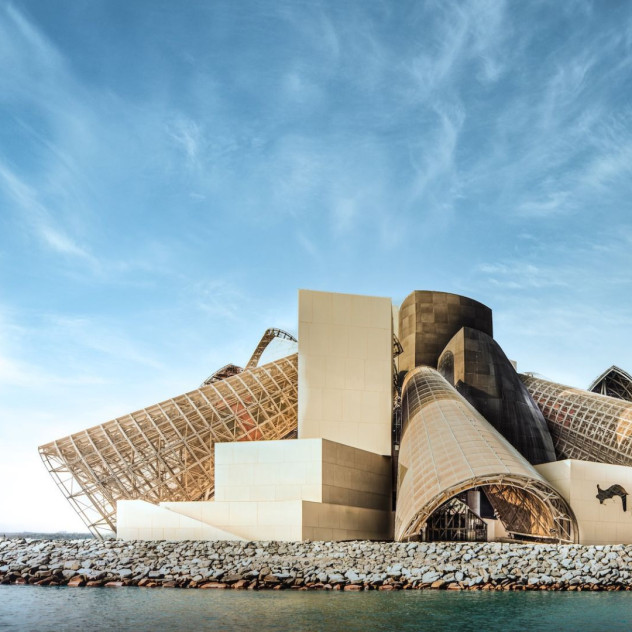 Το Guggenheim Abu Dhabi του σπουδαίου αρχιτέκτονα Frank Gehry ανοίγει κι επίσημα τις πόρτες του