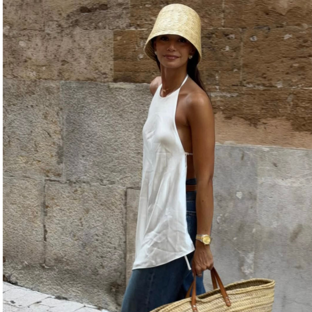 Hello August: Τα summer looks που αξίζει να προσθέσετε στη βαλίτσα των διακοπών σας