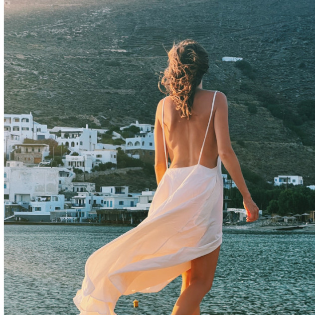 Islander Stories: Ένα καλοκαίρι στην Τήνο, όπως το ζει η Ευτυχία Στεφανίδη
