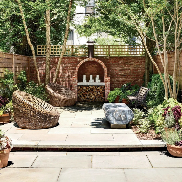Fall Balcony Makeover: Πώς να δημιουργήσετε cozy ατμόσφαιρα στο μπαλκόνι σας