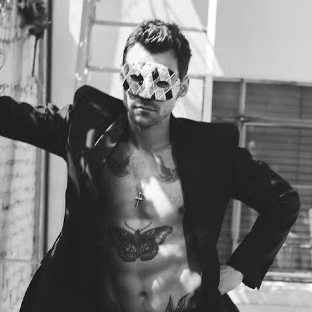 Ο Harry Styles μας υπενθυμίζει γιατί θεωρείται ένας από τους πιο iconic καλλιτέχνες της εποχής μας