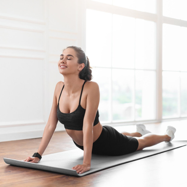 Το full-body Pilates workout για όλο το σώμα που θα υιοθετήσετε μετά τις διακοπές