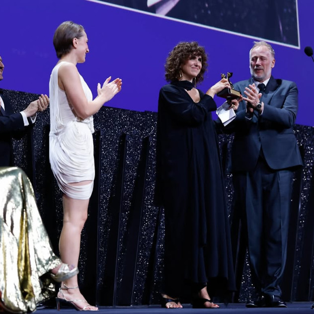 Φεστιβάλ Βενετίας 2026: Ο Χρυσός Λέοντας στο Woman Unknown και η ελληνική διάκριση για τη Ζακλίν Λέντζου