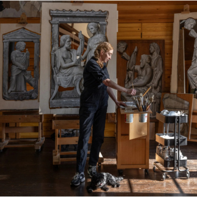 Η Gagosian παρουσιάζει στην Αθήνα νέα γλυπτά και ζωγραφικά έργα της Αμερικανίδας εικαστικού Rachel Feinstein