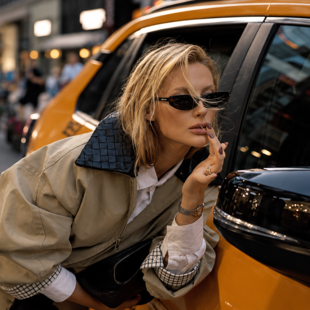 Με μόλις 4 makeup essentials μπορείτε να μεταμορφώσετε το office look σας σε ένα εντυπωσιακό βραδινό μακιγιάζ