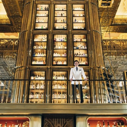 Ο μεγαλύτερος Gin Tower του κόσμου βρίσκεται στη Σιγκαπούρη 