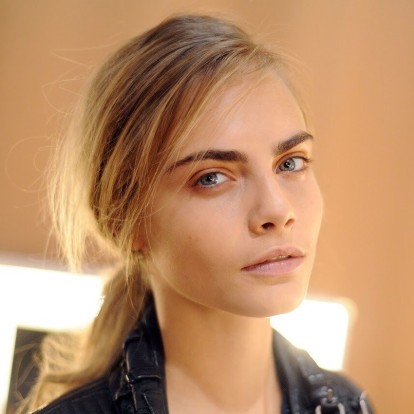 Eyebrow tinting: Όλα όσα πρέπει να γνωρίζετε για την απόλυτη τάση στα φρύδια