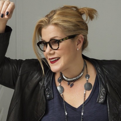 Η Κατερίνα Ιωαννίδη μιλάει για την έννοια του κοσμήματος 