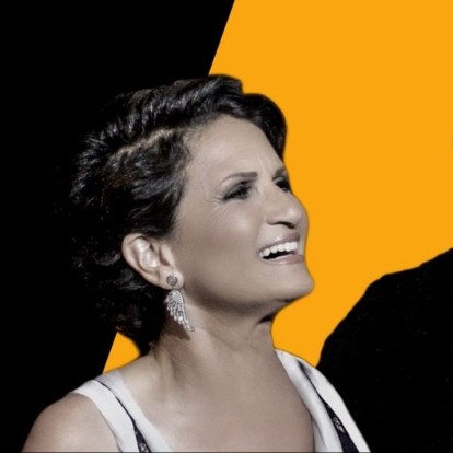 Η Άλκηστις Πρωτοψάλτη συναντά τον Σταύρο Ξαρχάκο 