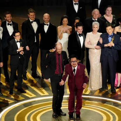 Oscars 2023: Λάμψη, συγκινητικές στιγμές και μεγάλοι νικητές που άφησαν το στίγμα τους κι αποθεώθηκαν