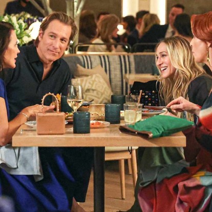 And Just Like That: Όλα όσα γνωρίζουμε για την super-ανατρεπτική season 2 