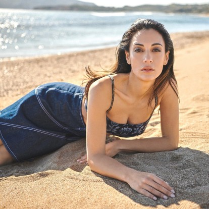 Η Ευγενία Σαμαρά μιλάει για τις συγκυρίες της ζωής της που την οδήγησαν στο «φως»