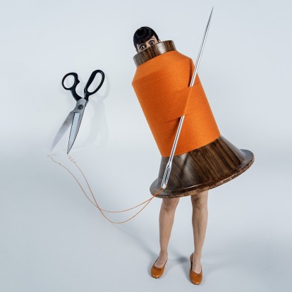 Mια καταπληκτική συνεργασία του φωτογράφου Tim Walker με τον οίκο Tod's κατά τη διάρκεια της Milan Design Week 