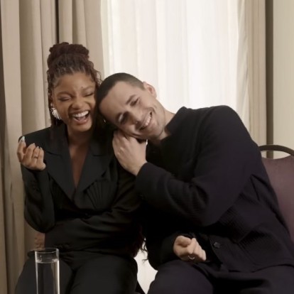 Halle Bailey & Jonah Hauer-King: Μοιράζονται τις πιο ντροπιαστικές παιδικές τους αναμνήσεις 