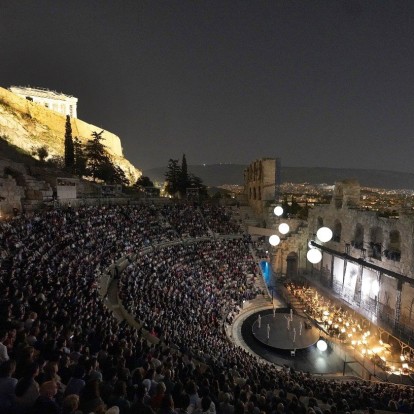Η Μπαττερφλάι άνοιξε τα φτερά της χθες στο κατάμεστο Ηρώδειο