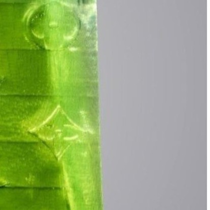 Η μικροσκοπική τσάντα Louis Vuitton που κατέκλυσε το διαδίκτυο