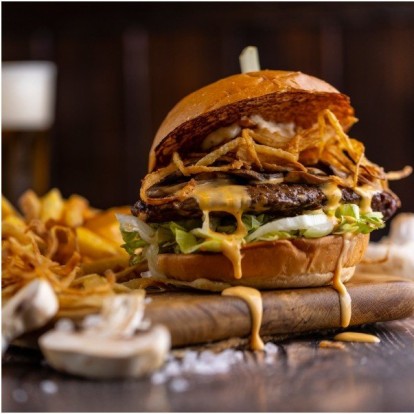 Street SKG: 3 burger spots που λατρεύει η Θεσσαλονίκη 