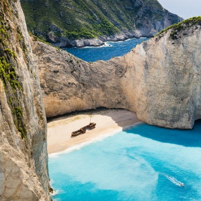 An insider guide to: Ζάκυνθος, με τον Γιώργο Μανιάδη