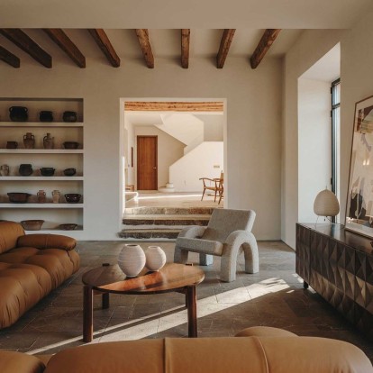 Ένα ιστορικό κτήμα στη Mallorca ανακαινίστηκε υποδειγματικά σε μια καταπληκτική κατοικία 