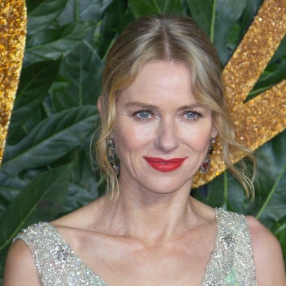 Naomi Watts: Η πρόωρη εμμηνόπαυση που πέρασε στα 36 της