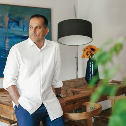 Η δύναμη της ανατροπής: Μια συνάντηση με τον υποψήφιο δήμαρχο Θεσσαλονίκης Σπύρο Πέγκα