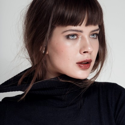 Skincare ρουτίνα: Αντιμετωπίζοντας τις κηλίδες και τις δυσχρωμίες που σχηματίστηκαν το καλοκαίρι 