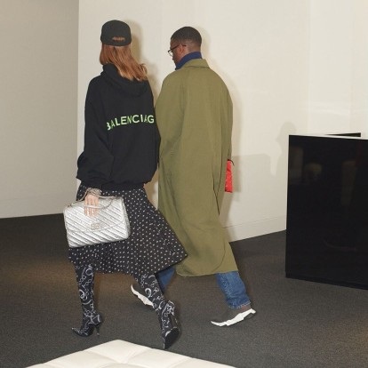 Ο Balenciaga επανακυκλοφορεί cult κομμάτια του 