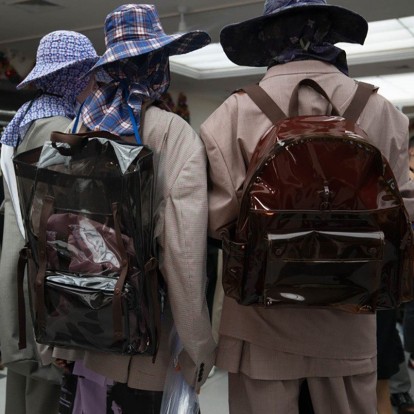 Η φουτουριστική capsule collection Eastpak x Raf Simons