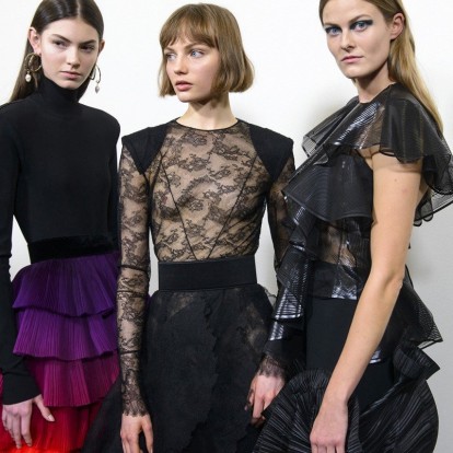 Δυναμισμός και tailoring στην haute couture συλλογή του Givenchy 