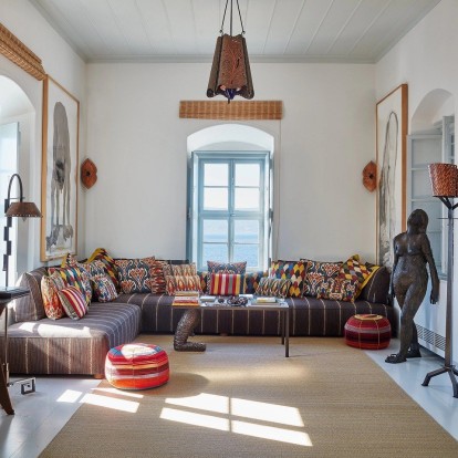 Περιηγηθείτε στο θρυλικό σπίτι της Pauline Karpidas στην Ύδρα