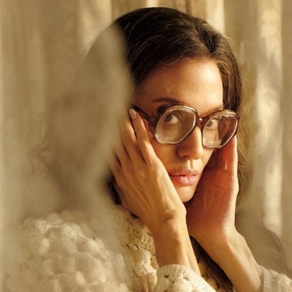 Περισσότερες φωτογραφίες της Angelina Jolie ως Maria Callas ήρθαν στη δημοσιότητα