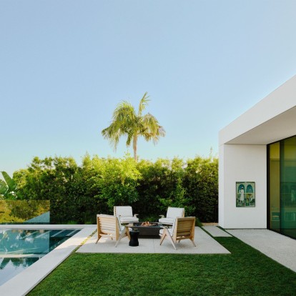 Μια μοντέρνα κατοικία στο Los Angeles ξεχωρίζει για την ασύλληπτη θέα που προσφέρει 