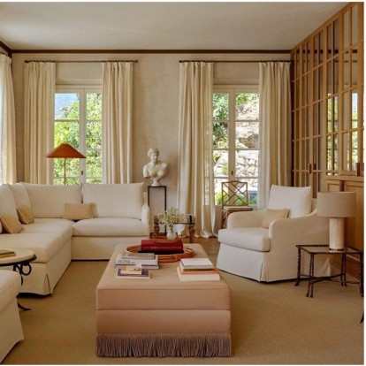 Η Chiara Ferragni παρουσιάζει το νέο family house της στη λίμνη Como