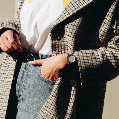 Γιατί ντρεπόμαστε να φορέσουμε το ίδιο outfit 2 φορές;