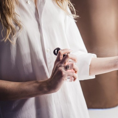 Signature scent: Πώς να βρείτε το ιδανικό άρωμα για εσάς