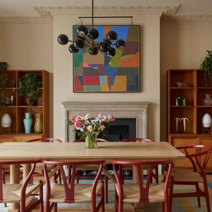 Πώς μια colorful οικογενειακή κατοικία στο Notting Hill ανακαινίστηκε μόλις σε 12 μήνες