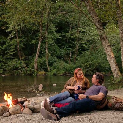 Οι νέες Χριστουγεννιάτικες σειρές και ταινίες που έρχονται φέτος στο Netflix