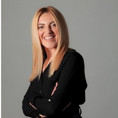 To αρχιτεκτονικό studio από τη Θεσσαλονίκη, Ioulia Aslanidou, ξεχωρίζει χάρη στη μοναδική σχεδιαστική προσέγγιση που ακολουθεί