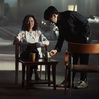 The Brothers Sun: Μια νέα σειρά γεμάτη δράση έρχεται στο Netflix