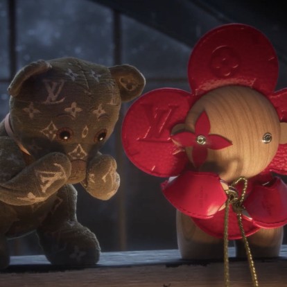 Ο οίκος Louis Vuitton μάς βάζει και πάλι στον χριστουγεννιάτικο κόσμο του